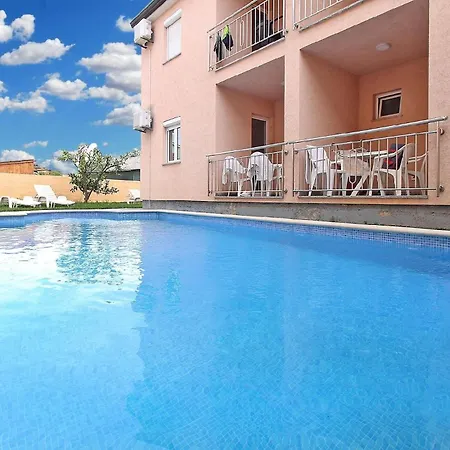 Fuer 5 Personen Ca 54 Qm In Peroj, Istrien Istrische Riviera * ペロイ
