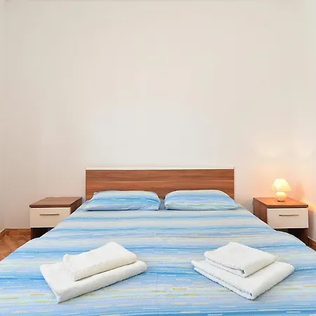 アパート Fuer 5 Personen Ca 54 Qm In Peroj, Istrien Istrische Riviera
