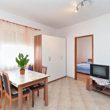 Fuer 5 Personen Ca 54 Qm In Peroj, Istrien Istrische Riviera * Peroj